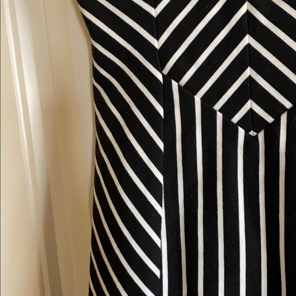 GUESS evening mini dress. - Picture 5 of 8